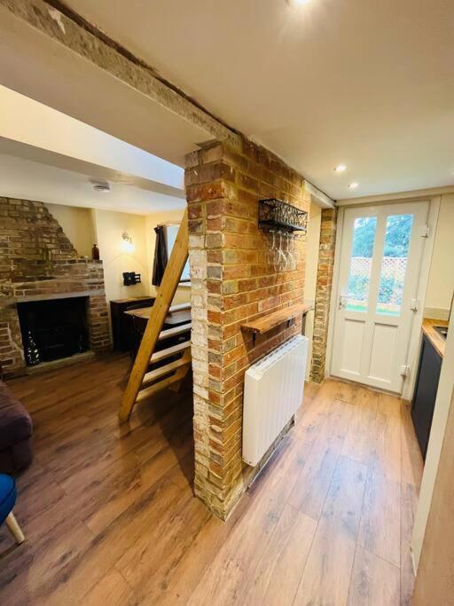 Cute And Cosy Little Cottage Heathfield Exteriör bild