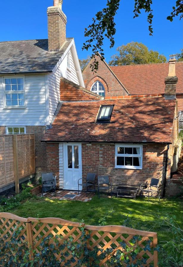 Cute And Cosy Little Cottage Heathfield Exteriör bild